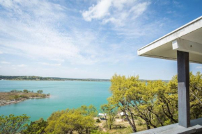 Lakeside Villa - Waterfront & Best Views on the Lake, Featured on HGTV!